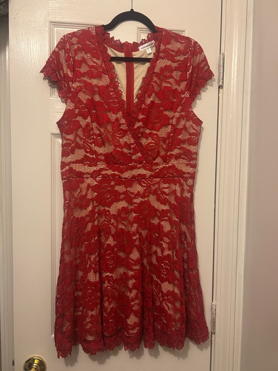 Roommates Dresses & Skirts - Red Lace Dress ROOMMATES ✨3/$25 SALE✨